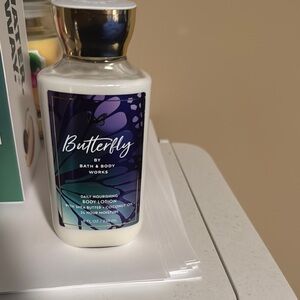 Bath & Body Works Purple and White Moisturizer